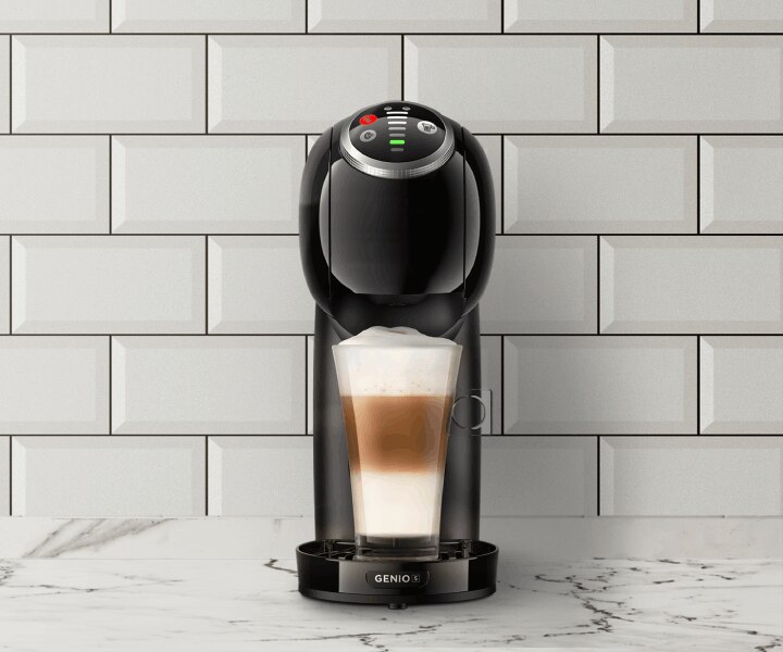 Kávovar GENIO S PLUS AUTOMATICKÝ KAPSULOVÝ KÁVOVAR ČIERNY KRUPS® NESCAFÉ® Dolce Gusto® zblízka